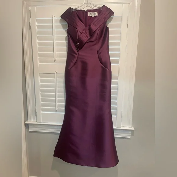 Montage Mon Cheri Strapless Plum Dress, hourglass silhouette, MOG, MOB,  wedding
